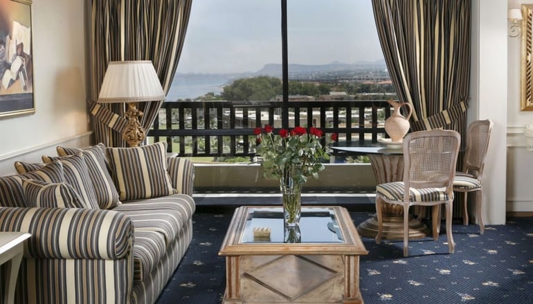 5* Aquila Rithymna Beach