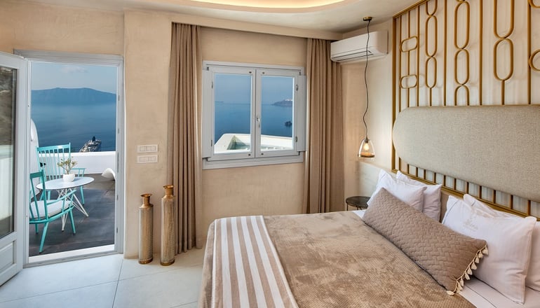 5* Athina Luxury Suites - Φηρά, Σαντορίνη