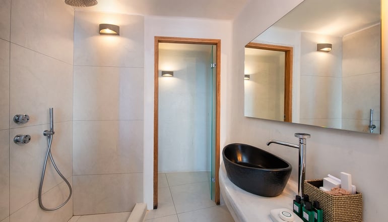 5* Athina Luxury Suites - Φηρά, Σαντορίνη