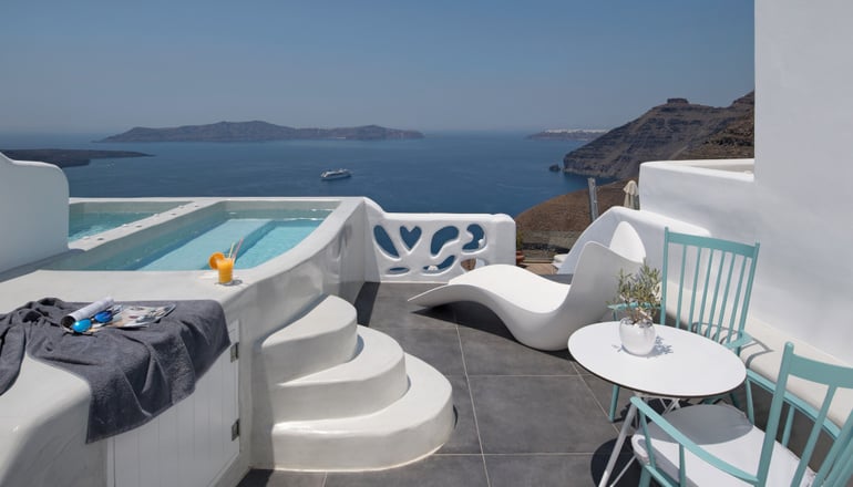 5* Athina Luxury Suites - Φηρά, Σαντορίνη