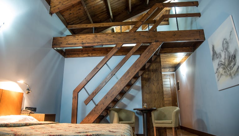5* Avaris Hotel