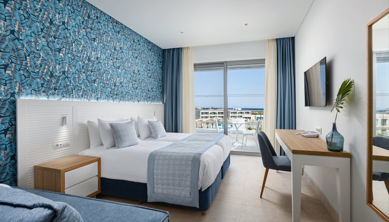5* Blue Lagoon Queen - Καλύβες Πολυγύρου, Χαλκιδική