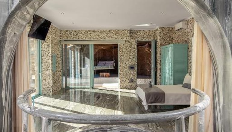 5* Calilo - Παραλία Παπάς, Ίος
