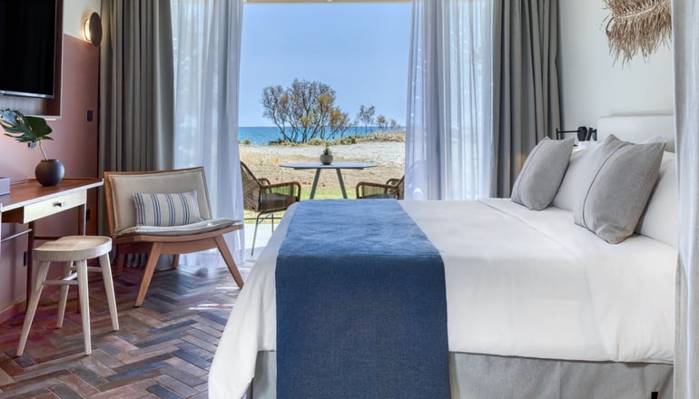 5* Domes Aulus Zante, Autograph Collection