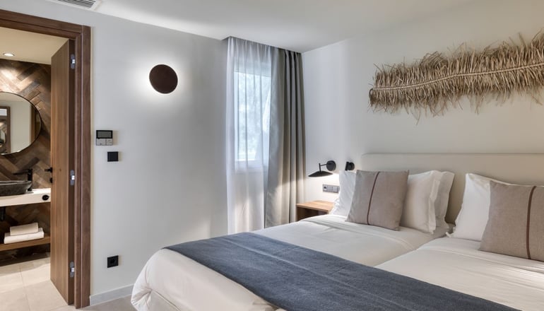 5* Domes Aulus Zante, Autograph Collection