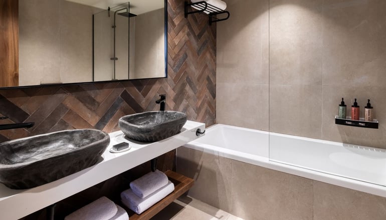 5* Domes Aulus Zante, Autograph Collection