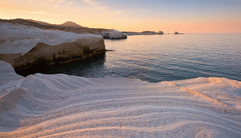 5* Domes White Coast - Μύτακας, Μήλος