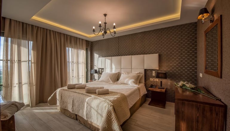 5* Elegance Luxury Executive Suites