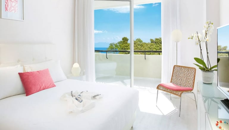 4* Grecotel Pella Beach Hotel