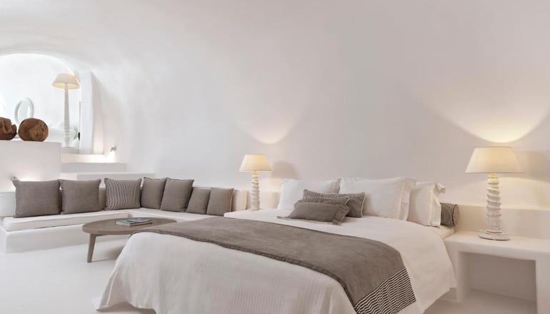 5* Katikies Chromata Santorini / The Leading Hotels of the World - Ημεροβίγλι, Σαντορίνη
