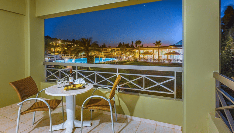 5* Kipriotis Maris Suites