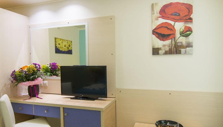5* Kouros Palace