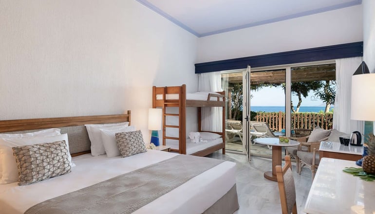 5* Leptos Panorama Hotel