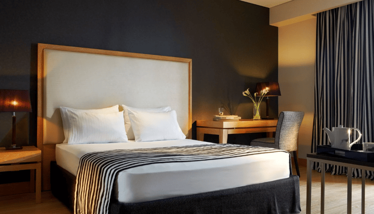 5* Limneon Resort & Spa