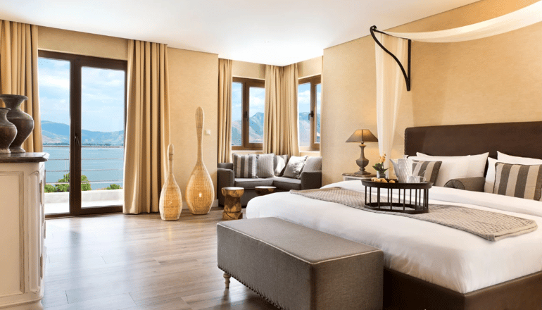 5* Limneon Resort & Spa