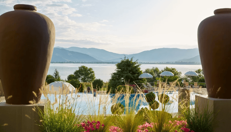 5* Limneon Resort & Spa