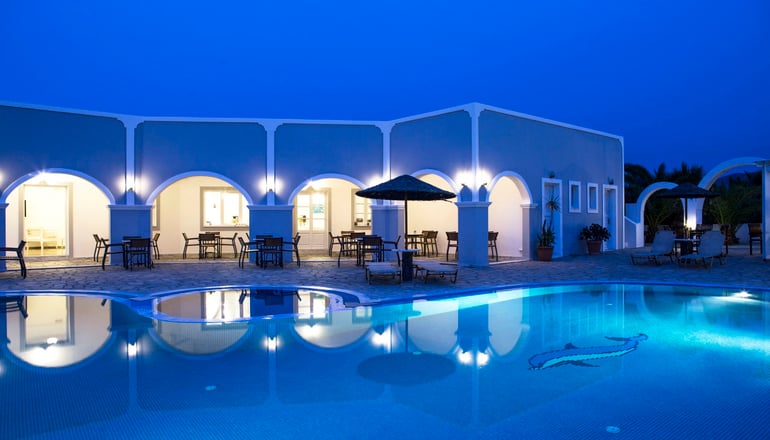 5* Maistros Village Hotel -Καρτεράδος, Σαντορίνη