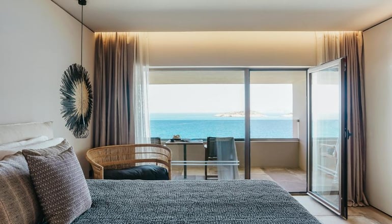 5* Minos Palace hotel & suites