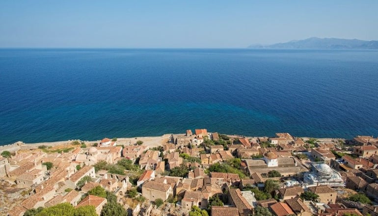 5* Moni Emvasis Luxury Suites