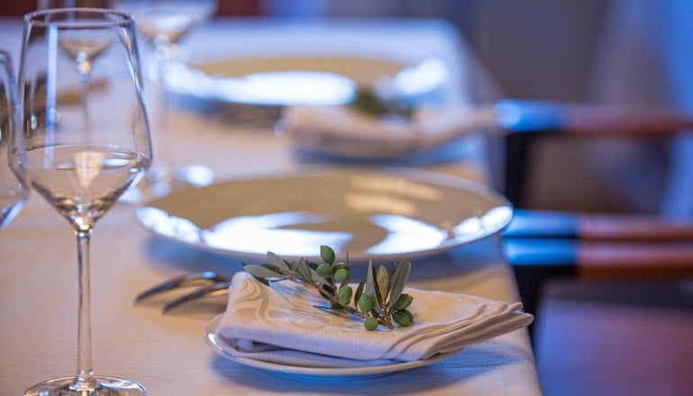 5* Moni Emvasis Luxury Suites