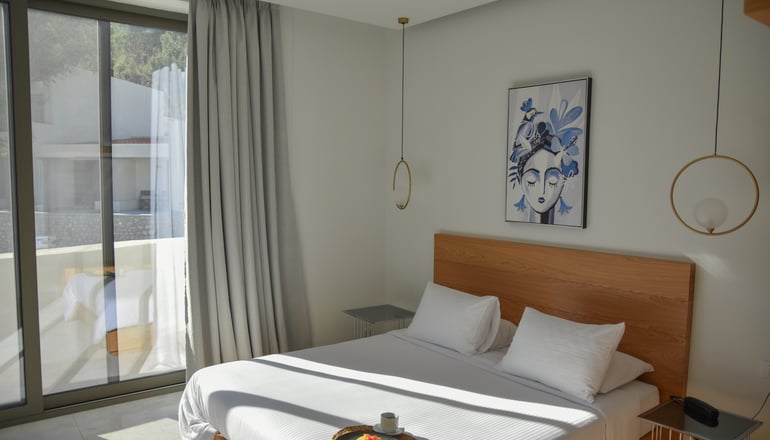 5* Mythical Coast Wellness Retreat