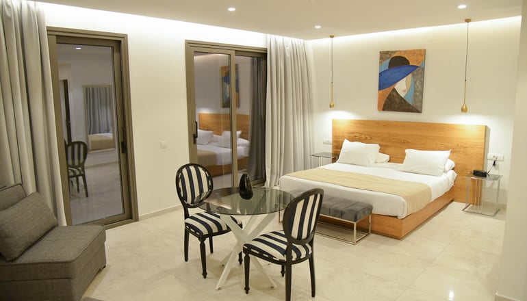 5* Mythical Coast Wellness Retreat