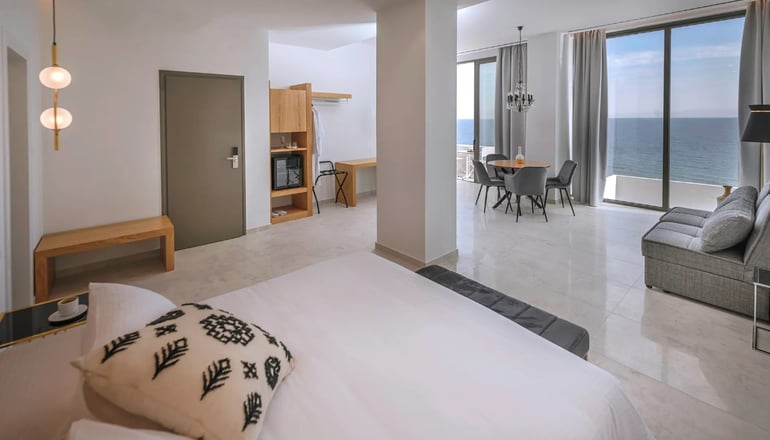 5* Mythical Coast Wellness Retreat