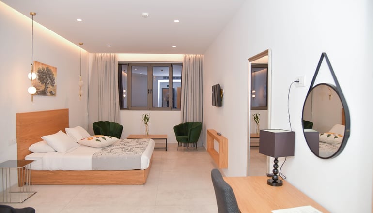 5* Mythical Coast Wellness Retreat