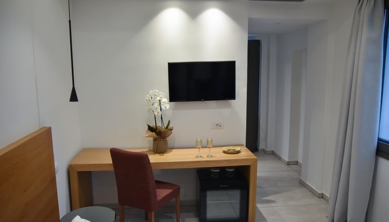 5* Mythical Coast Wellness Retreat