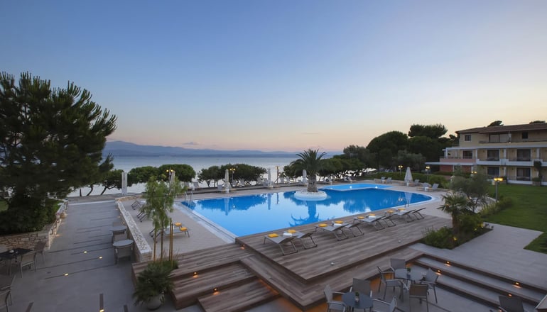 5* Negroponte Resort