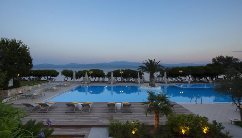 5* Negroponte Resort