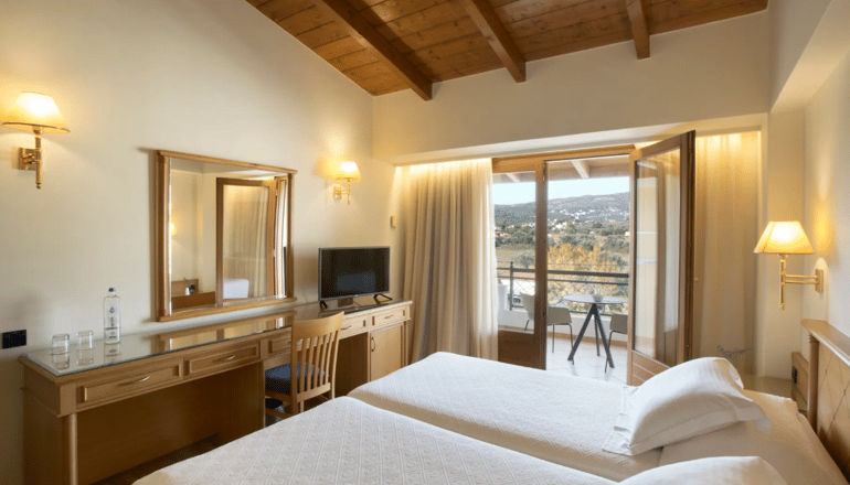 5* Negroponte Resort