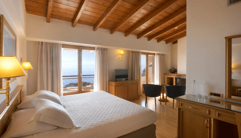 5* Negroponte Resort