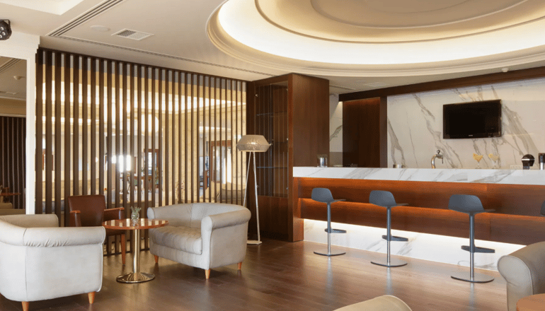 5* Negroponte Resort