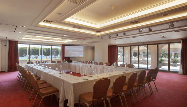 5* Negroponte Resort