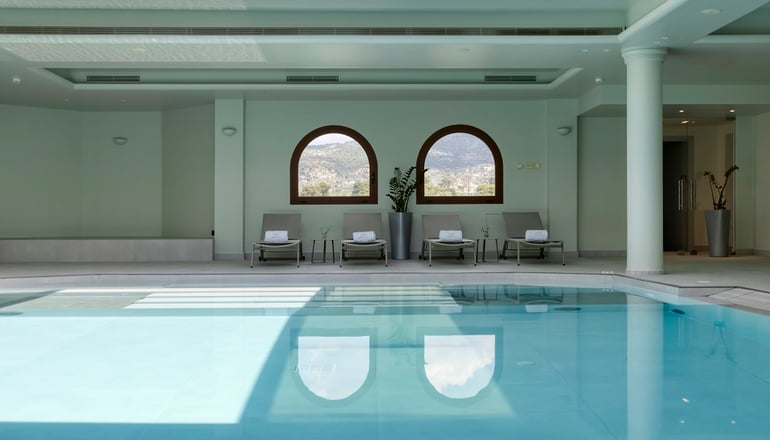 5* Negroponte Resort