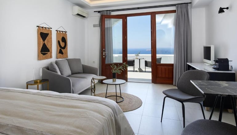 5* Petit Palace Suites - Φηρά, Σαντορίνη