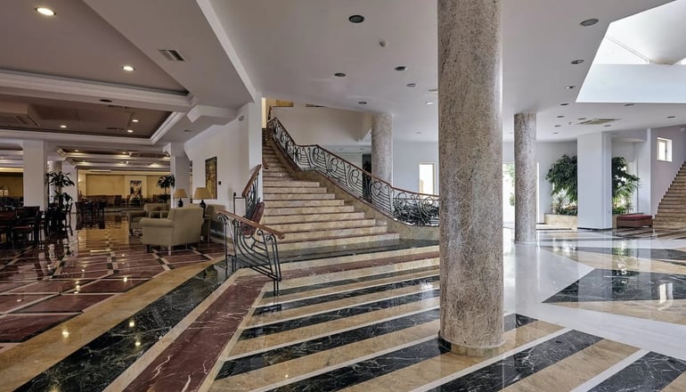 5* Pilot Beach Resort & Spa