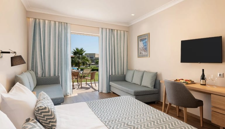 5* Pilot Beach Resort & Spa