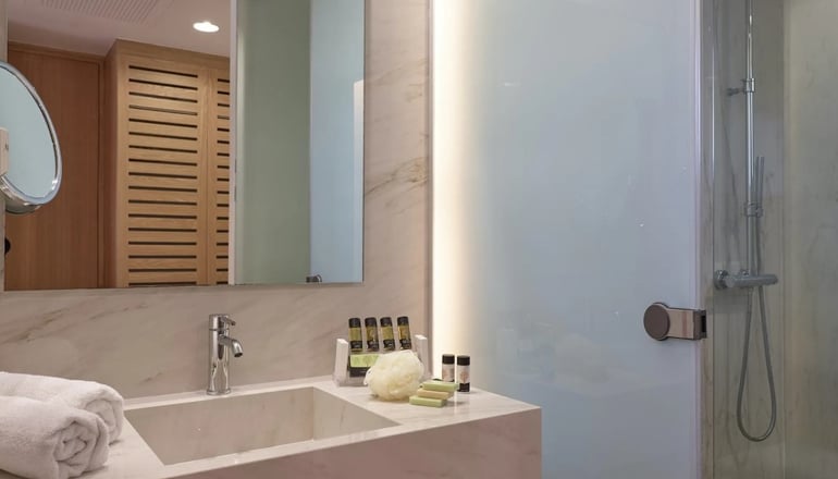 5* Pilot Beach Resort & Spa