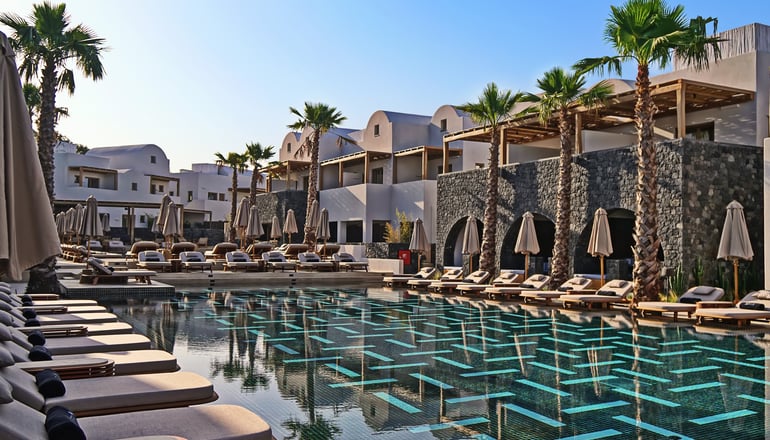 5* Radisson Zaffron Resort - Καμάρι, Σαντορίνη