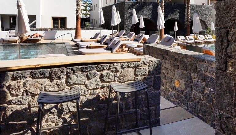 5* Radisson Zaffron Resort - Καμάρι, Σαντορίνη