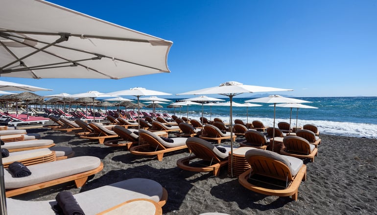 5* Radisson Zaffron Resort - Καμάρι, Σαντορίνη