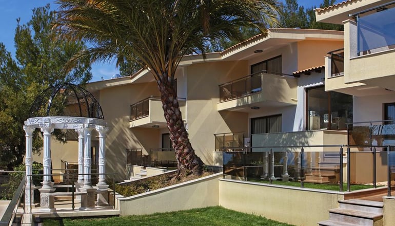 5* Rahoni Cronwell Park Hotel Adults Only