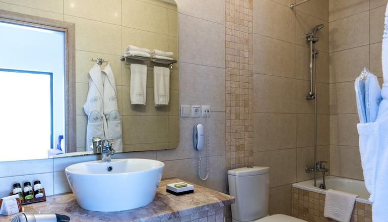 5* Rahoni Cronwell Park Hotel Adults Only