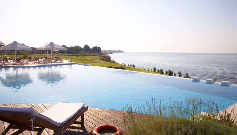 5* Ramada Plaza by Wyndham Thraki