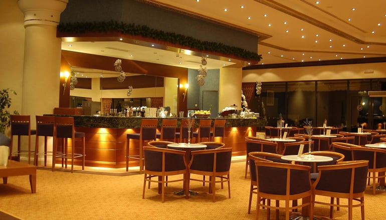 5* Ramada Plaza by Wyndham Thraki