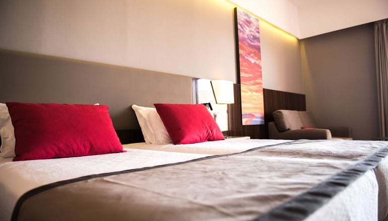 5* Ramada Plaza by Wyndham Thraki