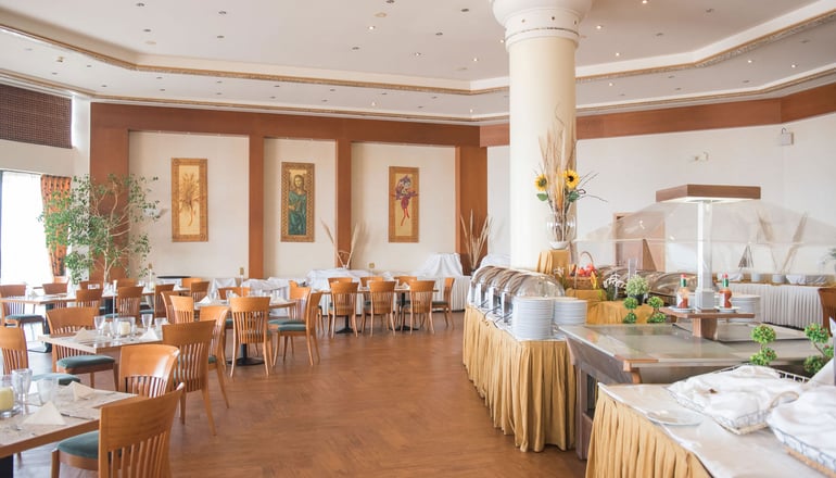 5* Ramada Plaza by Wyndham Thraki