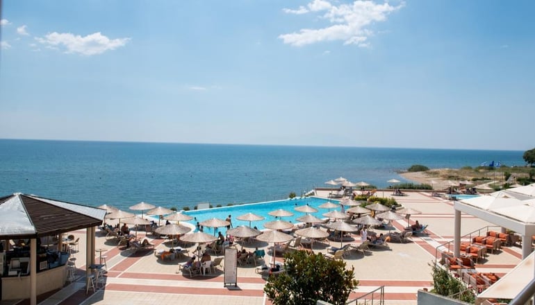 5* Ramada Plaza by Wyndham Thraki